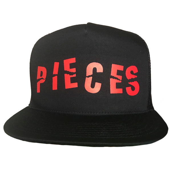 PIECES BLACK HAT